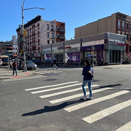 East Harlem Hostel Нью-Йорк Экстерьер фото