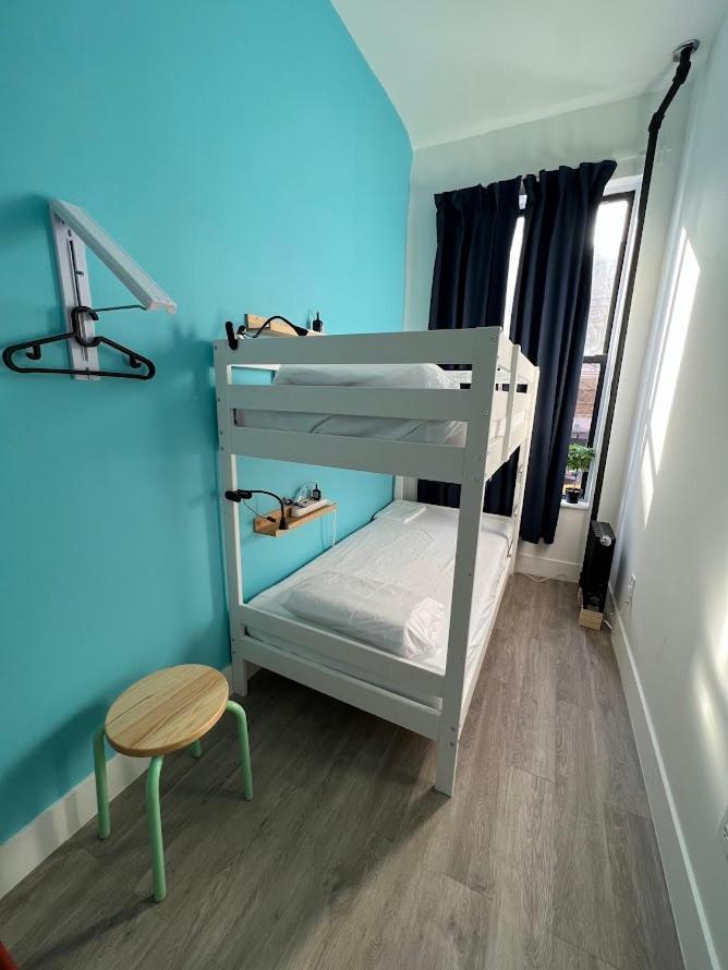 East Harlem Hostel Нью-Йорк Экстерьер фото