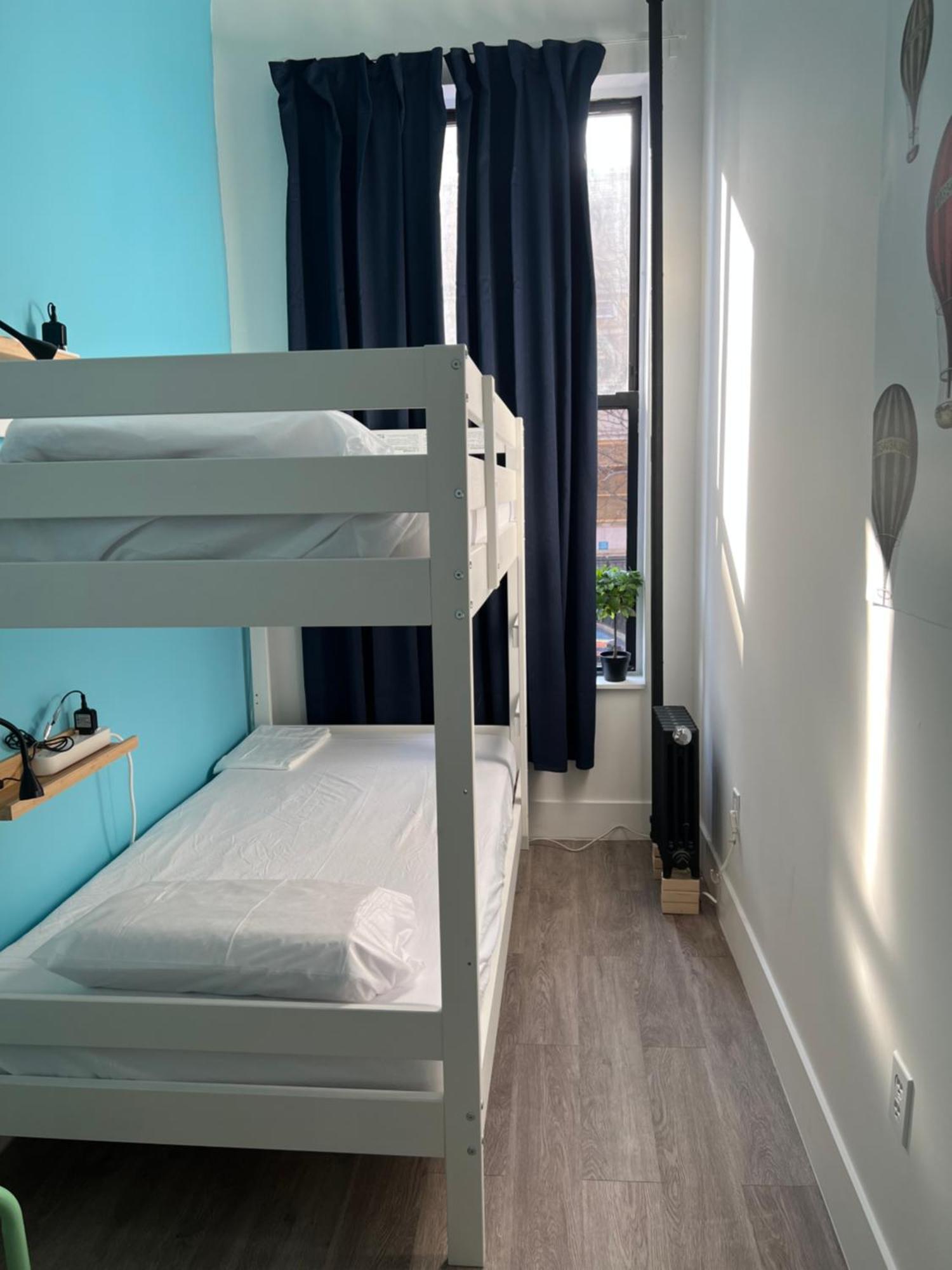 East Harlem Hostel Нью-Йорк Экстерьер фото